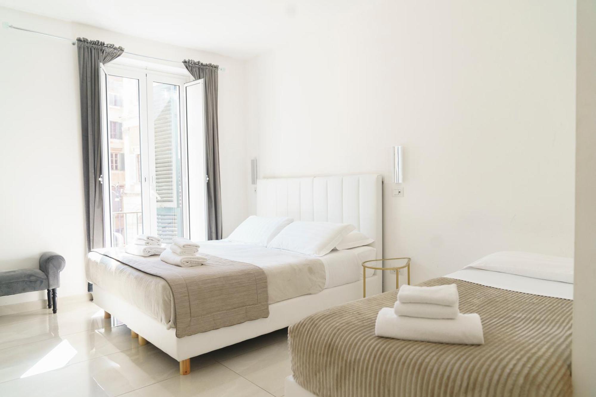 Piazza Venezia Grand Bed & Breakfast Rom